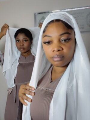 Fad Meenh Nude Abaya 1