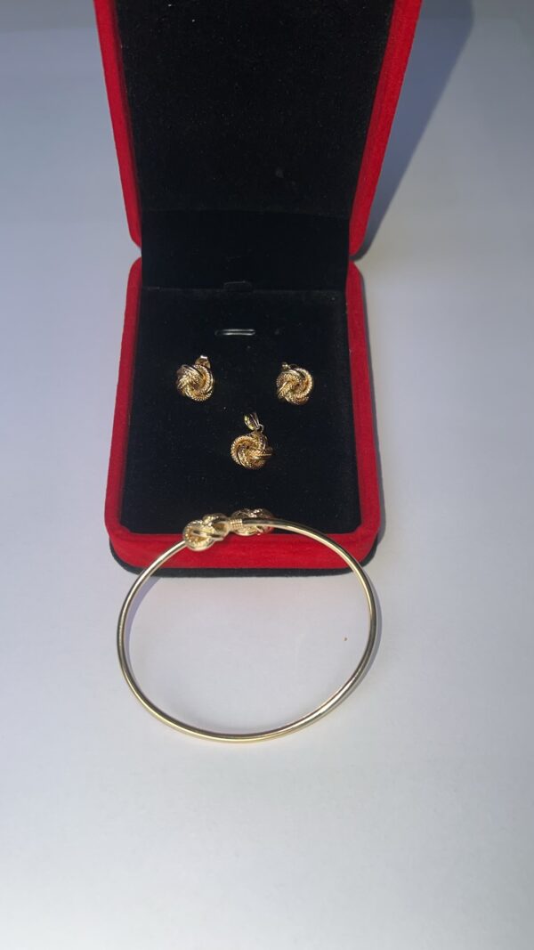 Elegant Gold Set ✨ - Image 2
