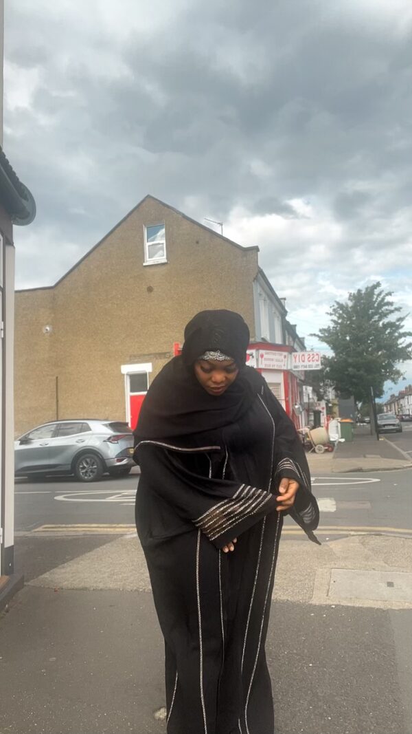 Fad Collection,Beautiful Elegant Occassion Black abaya with Stones inner belt and Scarf - Image 4