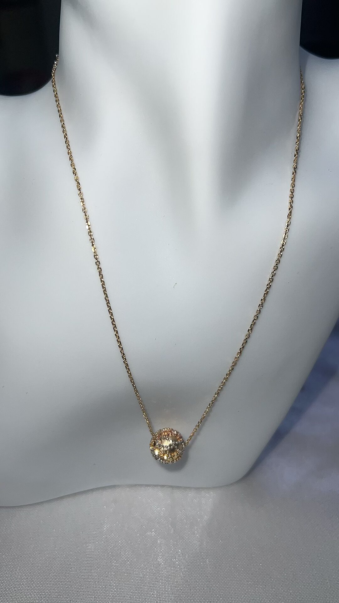 Elegant 18k Gold Necklace Chain - Image 2